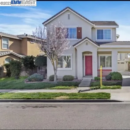 Rent this 4 bed house on 557 Stetson Drive in Oakdale, CA 95361