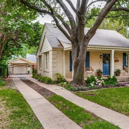 Buy this 3 bed house on 405 Clermont Avenue in Dallas, TX 75223