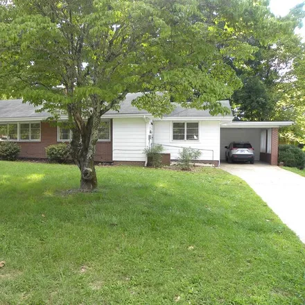 Buy this 3 bed house on 406 North Caldwell Street in Paris, TN 38242