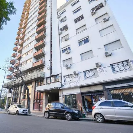 Buy this 2 bed apartment on Area comercial "Calle 12" in Calle 58 820, Partido de La Plata