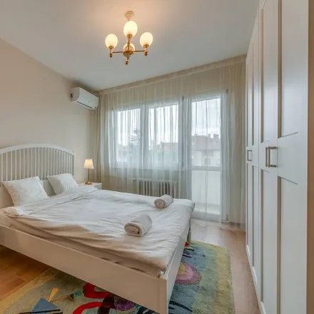 Image 2 - Vasil Levski boulevard 32 - Apartment for rent