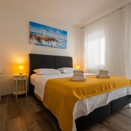 Rent this 3 bed apartment on Kaštel Gomilica in Ulica fra Fulgencija Careva, 21213 Grad Kaštela