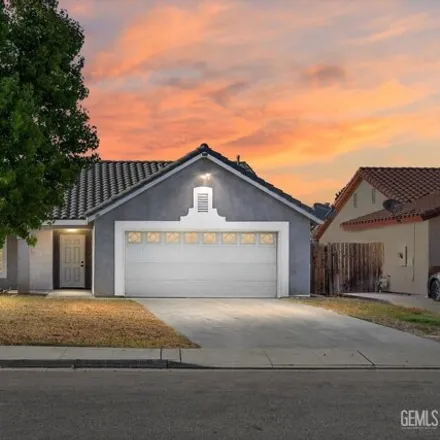 Buy this 3 bed house on 7568 Elsinore Avenue in Bakersfield, CA 93307