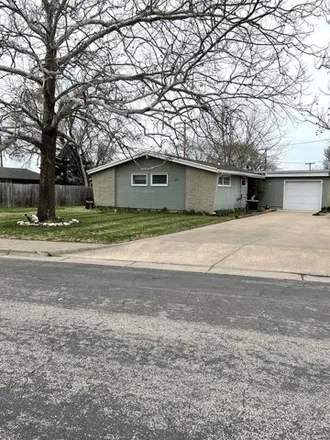 Buy this 2 bed house on 168 Georgia Avenue in Salina, KS 67401