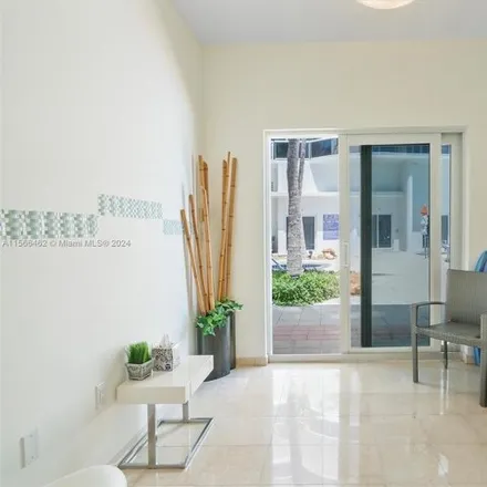 Image 2 - unnamed road, Bal Harbour Village, Miami-Dade County, FL 33154, USA - Condo for sale