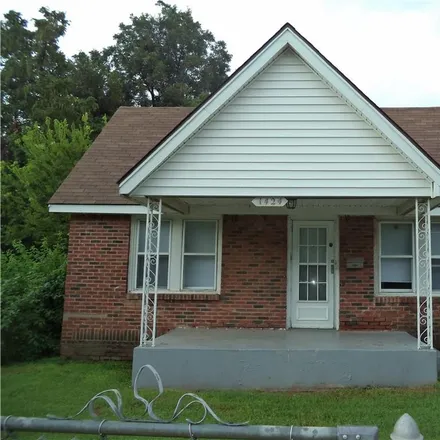 Rent this 3 bed house on 1424 Northeast 16th Street in Oklahoma City, OK 73117