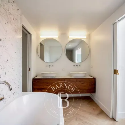 Rent this 4 bed apartment on Rue du Fort - Fortstraat 39 in 1060 Saint-Gilles - Sint-Gillis, Belgium