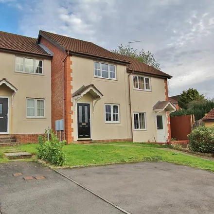 Rent this 2 bed house on Nasturtium Way in Cardiff, CF23 8SF