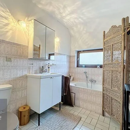 Rent this 2 bed apartment on Chaussée de Nivelles in 6238 Liberchies, Belgium