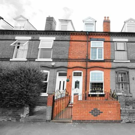 Buy this 3 bed townhouse on Lumley Road in Walsall, WS1 2LJ