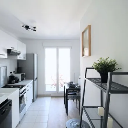 Image 4 - 2 Rue Mozart, 92110 Clichy, France - Room for rent