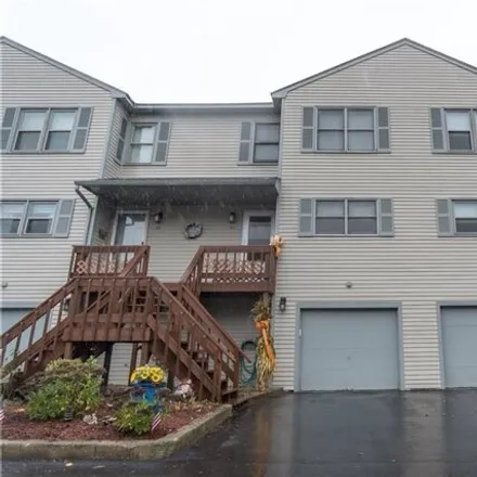 Buy this 2 bed townhouse on unnamed road in Johnston, RI 02921