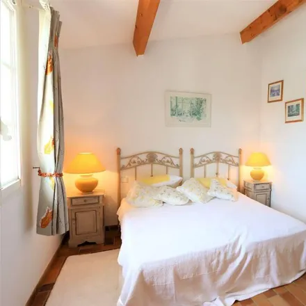 Rent this 2 bed apartment on 83310 Grimaud