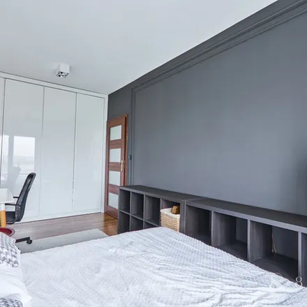Rent this 3 bed apartment on Przedszkole nr 310 z Oddziałami Integracyjnymi in Ulrychowska, 01-451 Warsaw