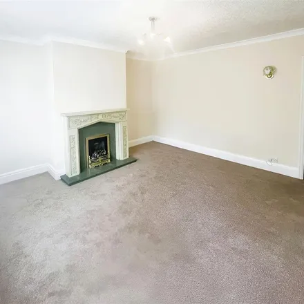 Rent this 1 bed townhouse on Surrey Street in Doncaster, DN4 8HZ