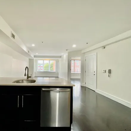 Image 3 - 833 Willow Avenue, Hoboken, NJ 07030, USA - Townhouse for rent