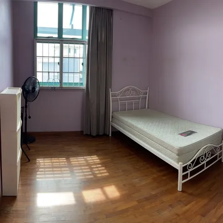 Rent this 1 bed room on 690B Woodland Drive 75 in Singapore 730691, Singapore