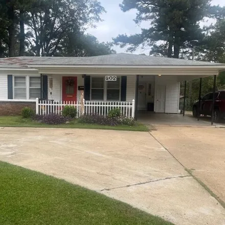 Buy this 4 bed house on 200 Samuel Street in Magnolia, AR 71753