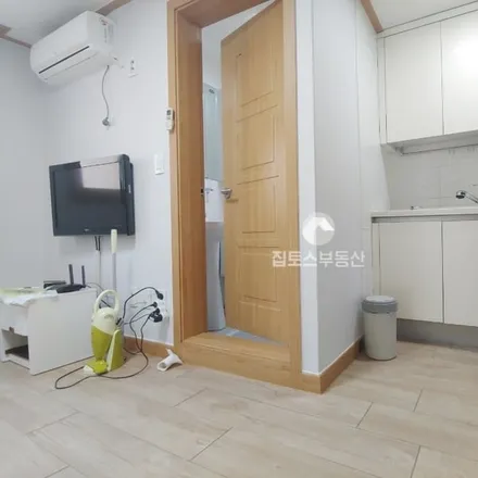 Image 1 - 서울특별시 강남구 대치동 959-7 - Apartment for rent