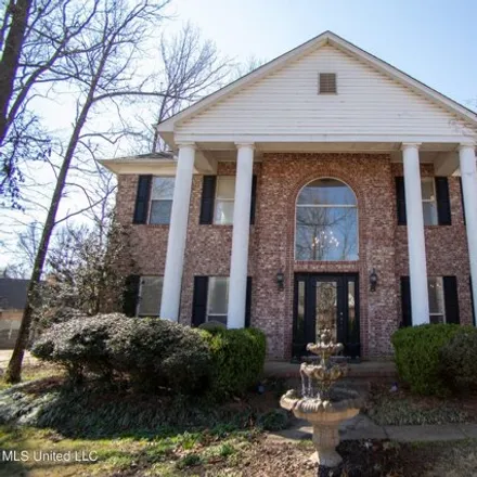 Buy this 5 bed house on 4253 Chalice Drive in Southaven, MS 38672
