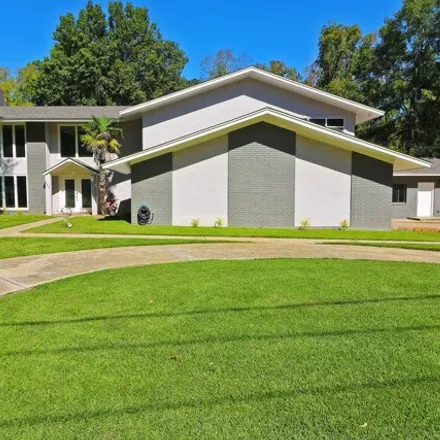 Buy this 5 bed house on 171 Lemont Drive in D'Arbonne Hills, Ouachita Parish