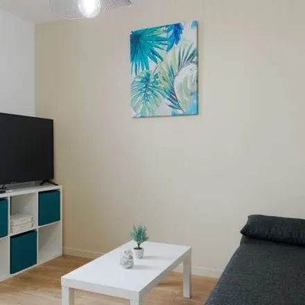 Image 3 - 24 Rue Saint-Saëns, 13001 Marseille, France - Apartment for rent