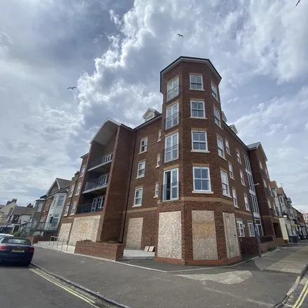 Rent this 2 bed apartment on Granville Road in Felixstowe, IP11 2AU