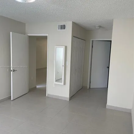 Image 8 - 4735 Northwest 97th Court, Doral, FL 33178, USA - Apartment for rent