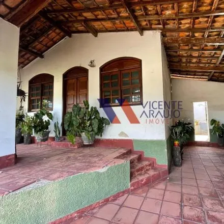 Buy this 4 bed house on Escola Estadual Amelia Santana Barbosa in Rua Viriato Alexandrino de Melo 240, Regional Centro