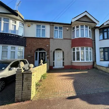 Image 1 - Westrow Drive, London, IG11 9BJ, United Kingdom - Townhouse for sale