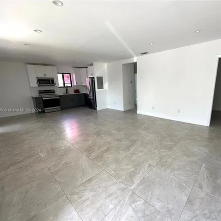 Image 6 - 911 79th Terrace, Miami Beach, FL 33141, USA - House for rent