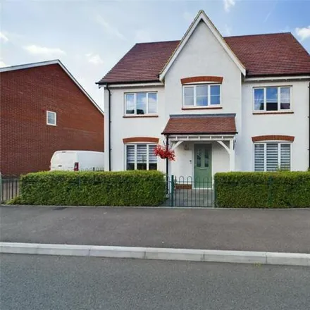 Buy this 4 bed house on Greenfinch Close in Stroud, GL2 4DQ