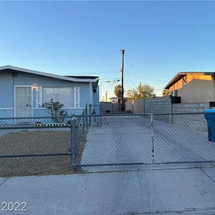 Image 2 - 6117 Preston Circle, Las Vegas, NV 89107, USA - House for rent