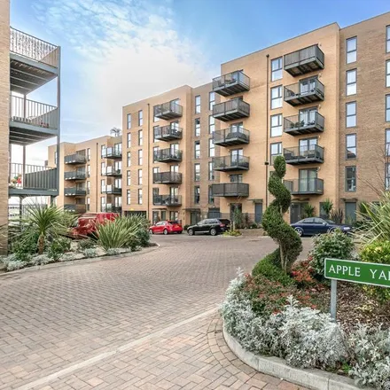 Rent this 2 bed apartment on Lambourne House in Apple Yard, London