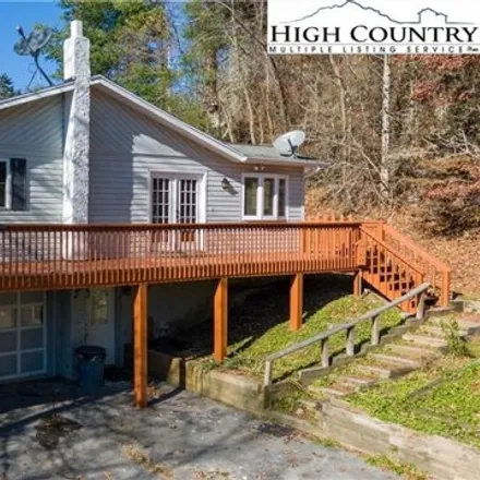 Buy this 3 bed house on 160 Pat V Eller Lane in Avery County, NC 28657