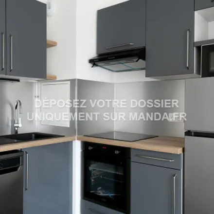 Image 7 - 11 Avenue Guillemin, 92600 Asnières-sur-Seine, France - Apartment for rent