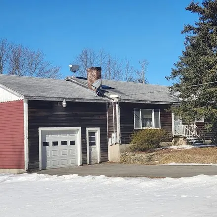 Buy this 3 bed house on 780 Gurneytown Road in Union, ME 04862