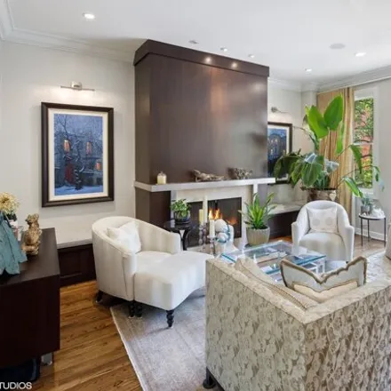 Image 3 - 445 North Canal Street, Chicago, IL 60661, USA - House for sale