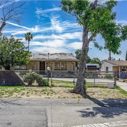 Buy this 3 bed house on 13318 Goleta Street in Los Angeles, CA 91331