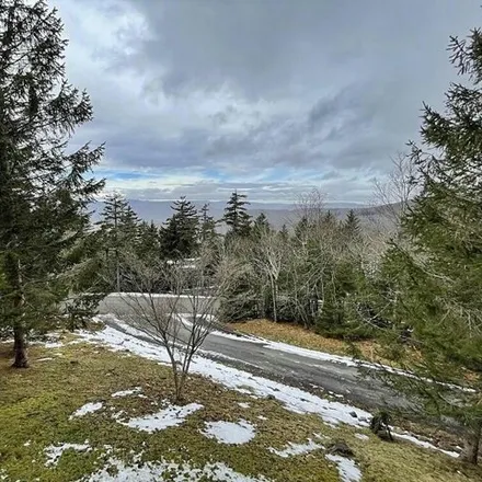 Image 3 - unnamed road, Snowshoe, WV 26209, USA - House for sale