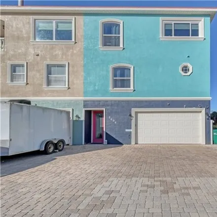 Buy this 5 bed townhouse on 188 West 27th Street in South Cocoa Beach, Brevard County