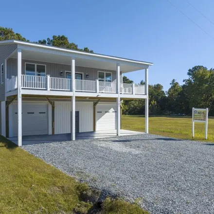 Buy this 3 bed house on 111 Singleton Street in Onslow County, NC 28460