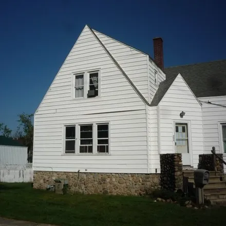 Buy this 3 bed house on 214 North Ruggles Street in Bronson, Branch County