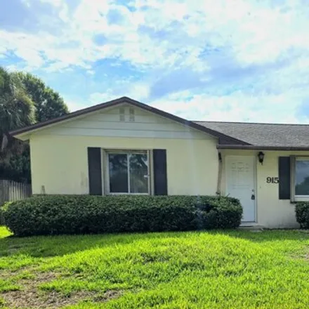 Buy this 2 bed house on 915 Alabama St in Titusville, Florida