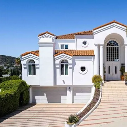 Buy this 6 bed house on 16567 Mulholland Drive in Los Angeles, CA 90049