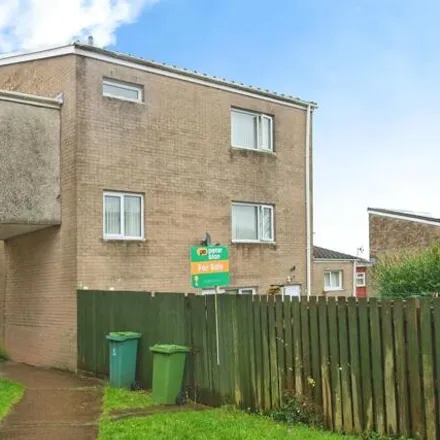Buy this 4 bed townhouse on Farlays in Cwmbran, NP44 6UA