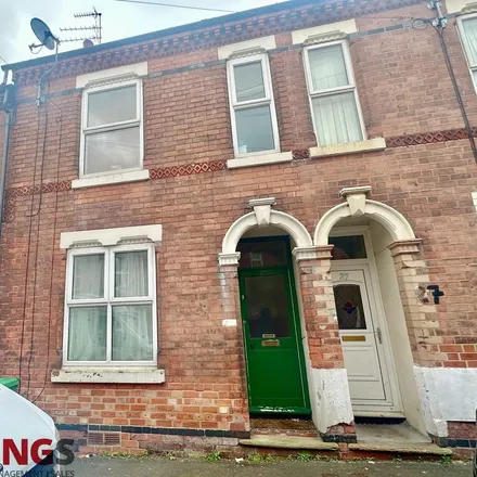 Rent this 2 bed townhouse on Holborn Avenue in Nottingham, NG2 4LY