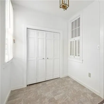 Image 4 - 2117 Broadway Street, New Orleans, LA 70118, USA - House for sale