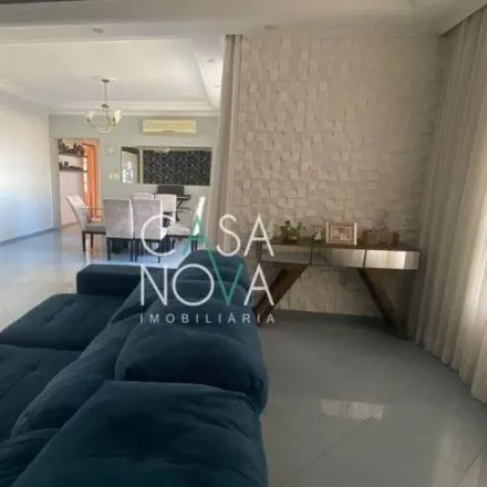 Buy this 3 bed apartment on Avenida General Francisco Glicério in Pompéia, Santos - SP