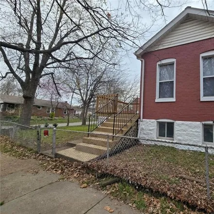 Buy this 1 bed house on 182 Hurck Street in St. Louis, MO 63111